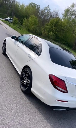 Mercedes-Benz Klasa E cena 140000 przebieg: 133000, rok produkcji 2018 z Łódź małe 137
